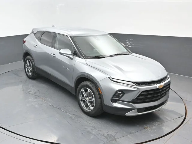 Certified Used 2025 Sterling Gray Metallic Chevrolet LT image 19