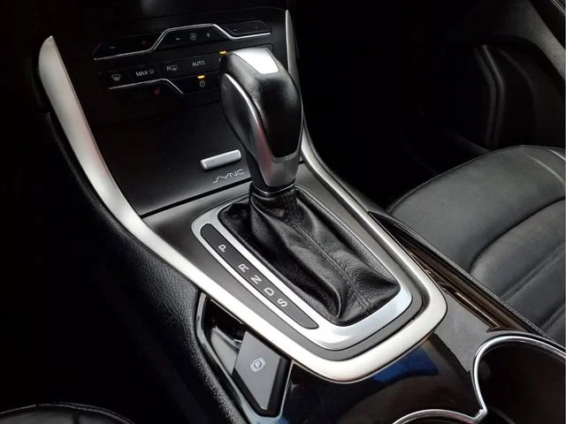 Used 2016 White Ford SEL image 6