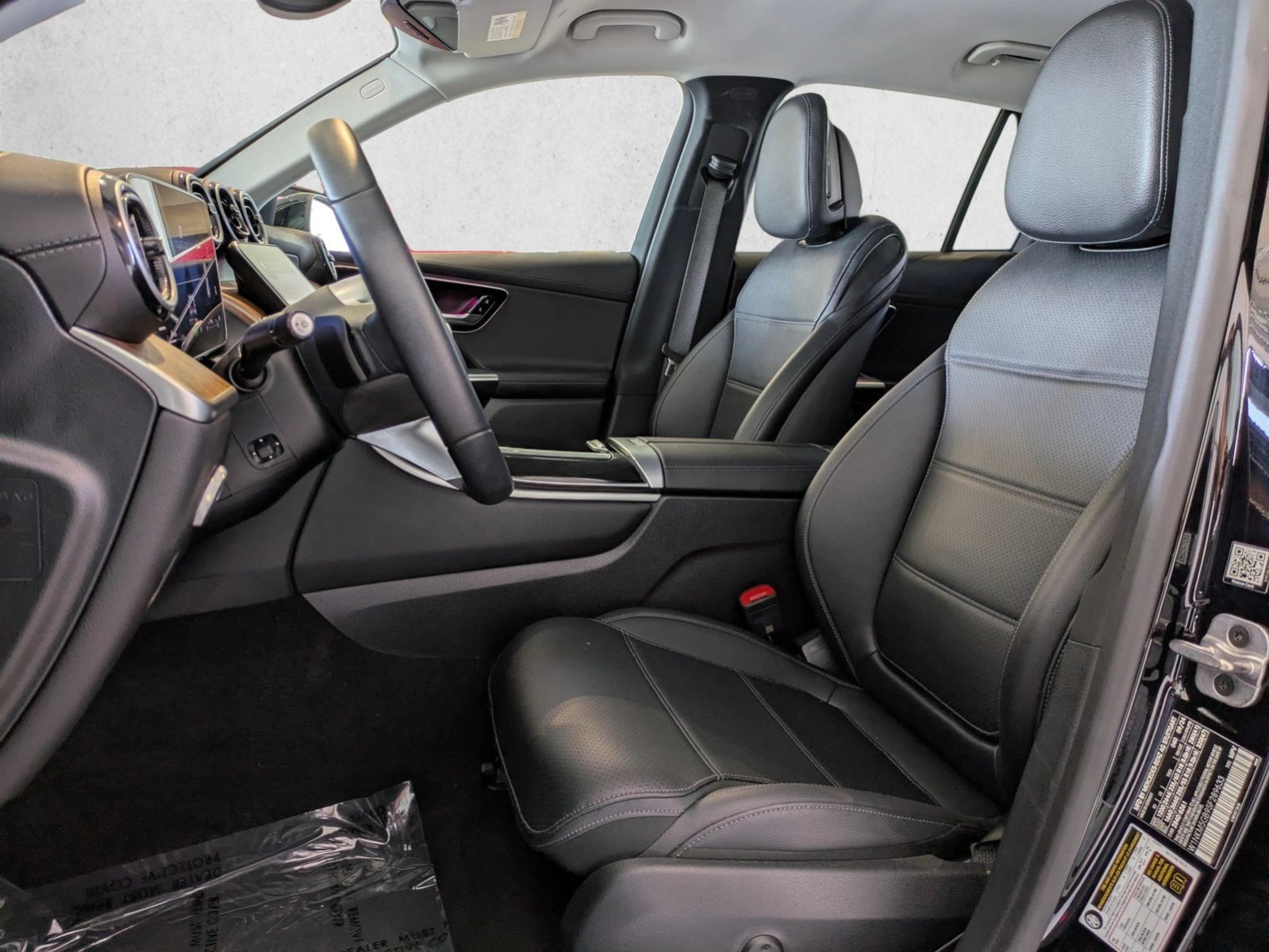 Used 2025 Black Mercedes-Benz GLC 350e image 15
