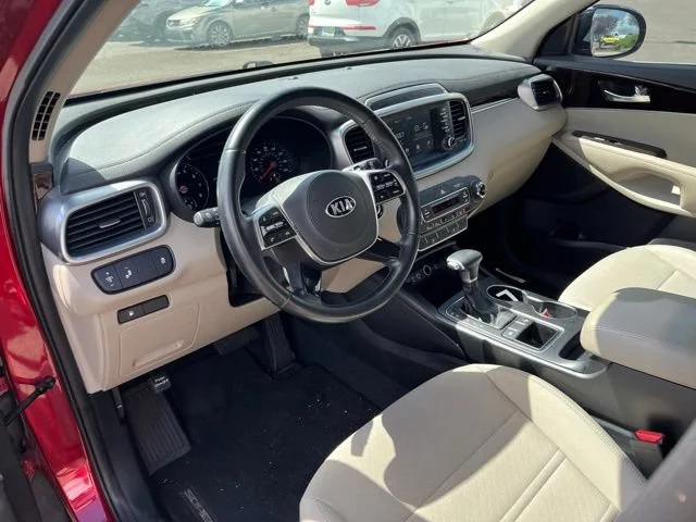 Certified Used 2020 Passion Red Kia S V6 image 17