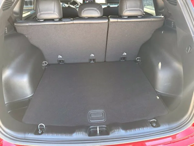 Used 2025 Red Jeep Latitude image 19
