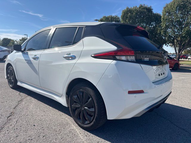Used 2025 White Nissan S image 6