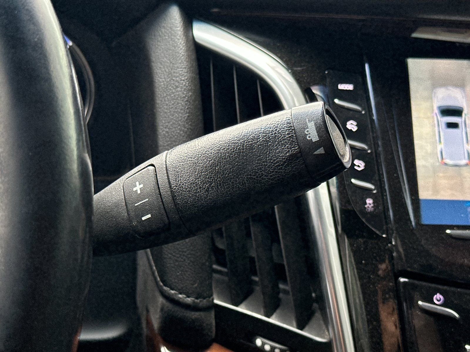 Used 2020 Black Raven Cadillac Luxury image 22
