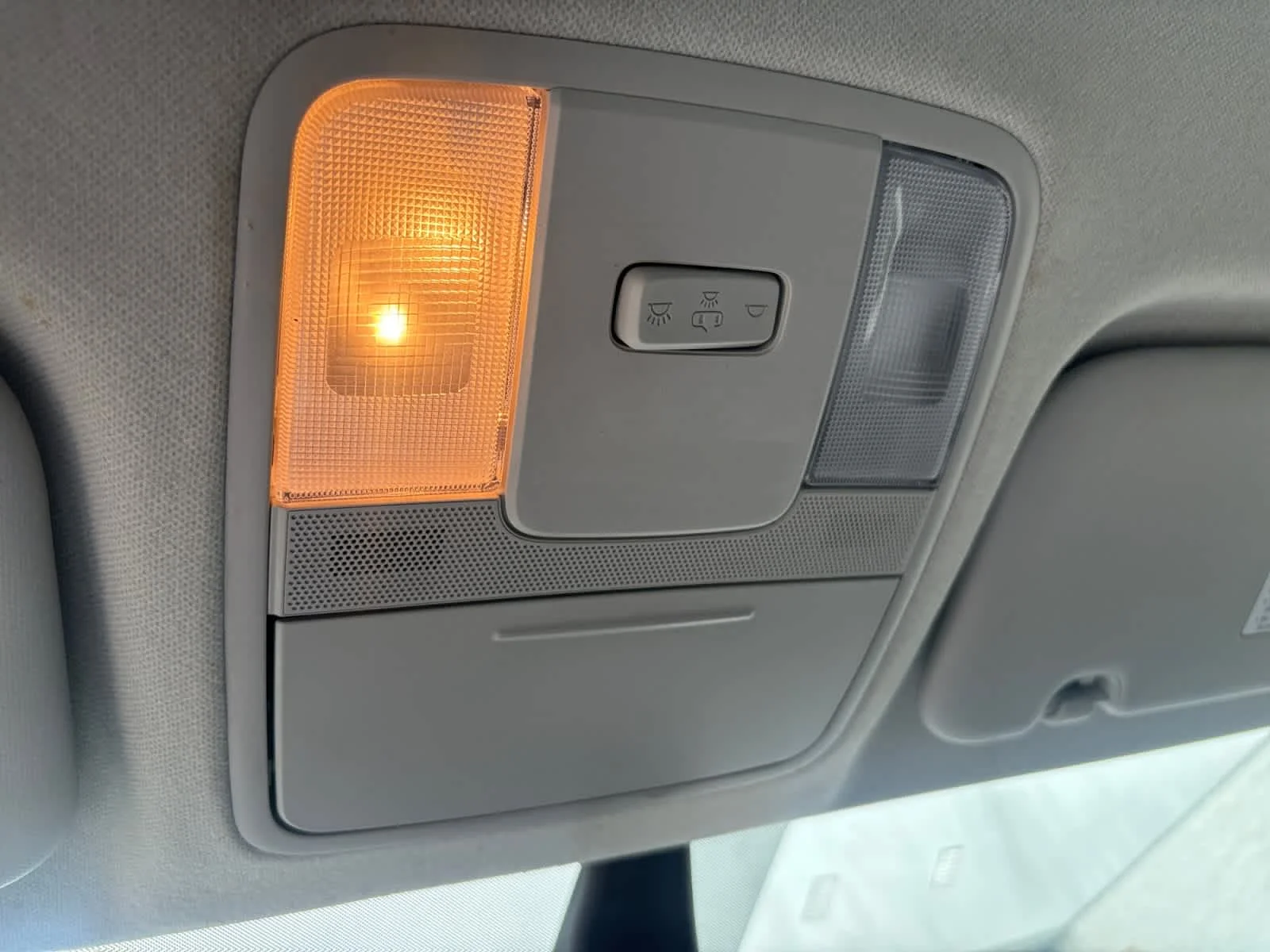 Used 2021 Gravity Gray Kia LXS image 33
