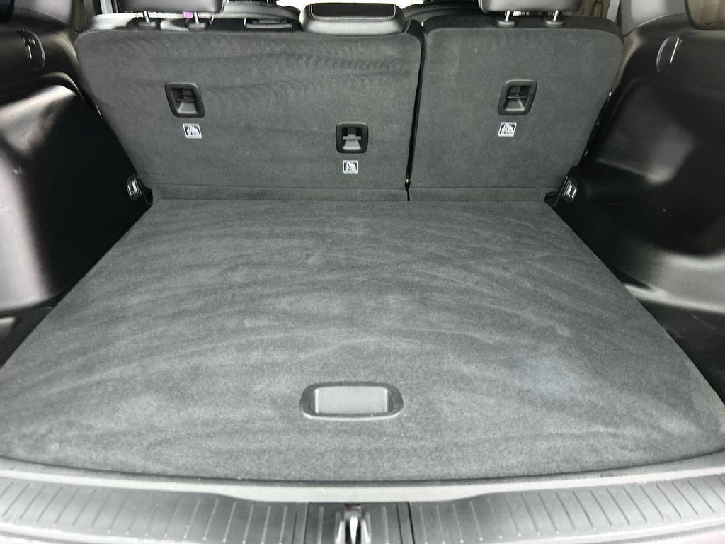 Used 2025 Velvet Jeep Limited image 12
