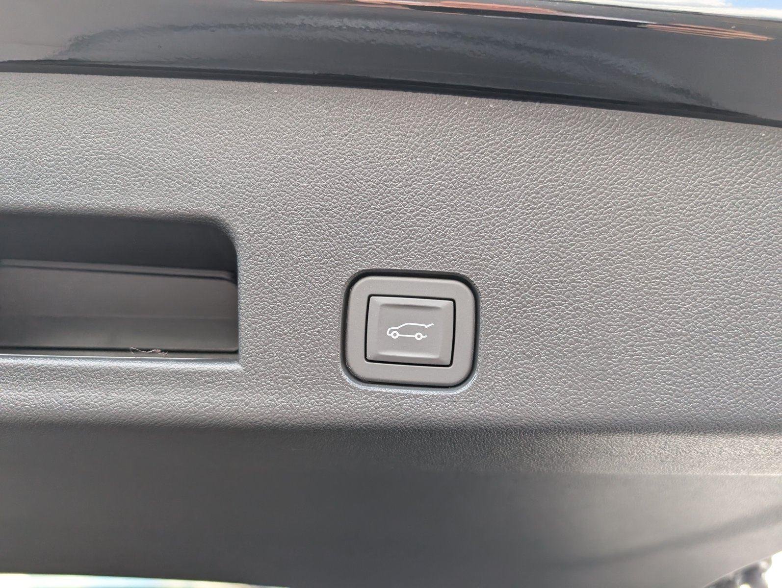 2026 Chevrolet Traverse LT - Photo 31