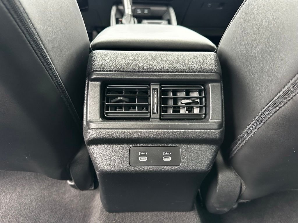 Used 2023 Black Honda Touring image 19