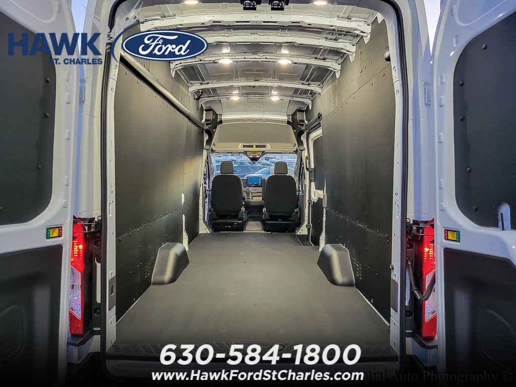 New 2026 Oxford White Ford Cargo Van image 15
