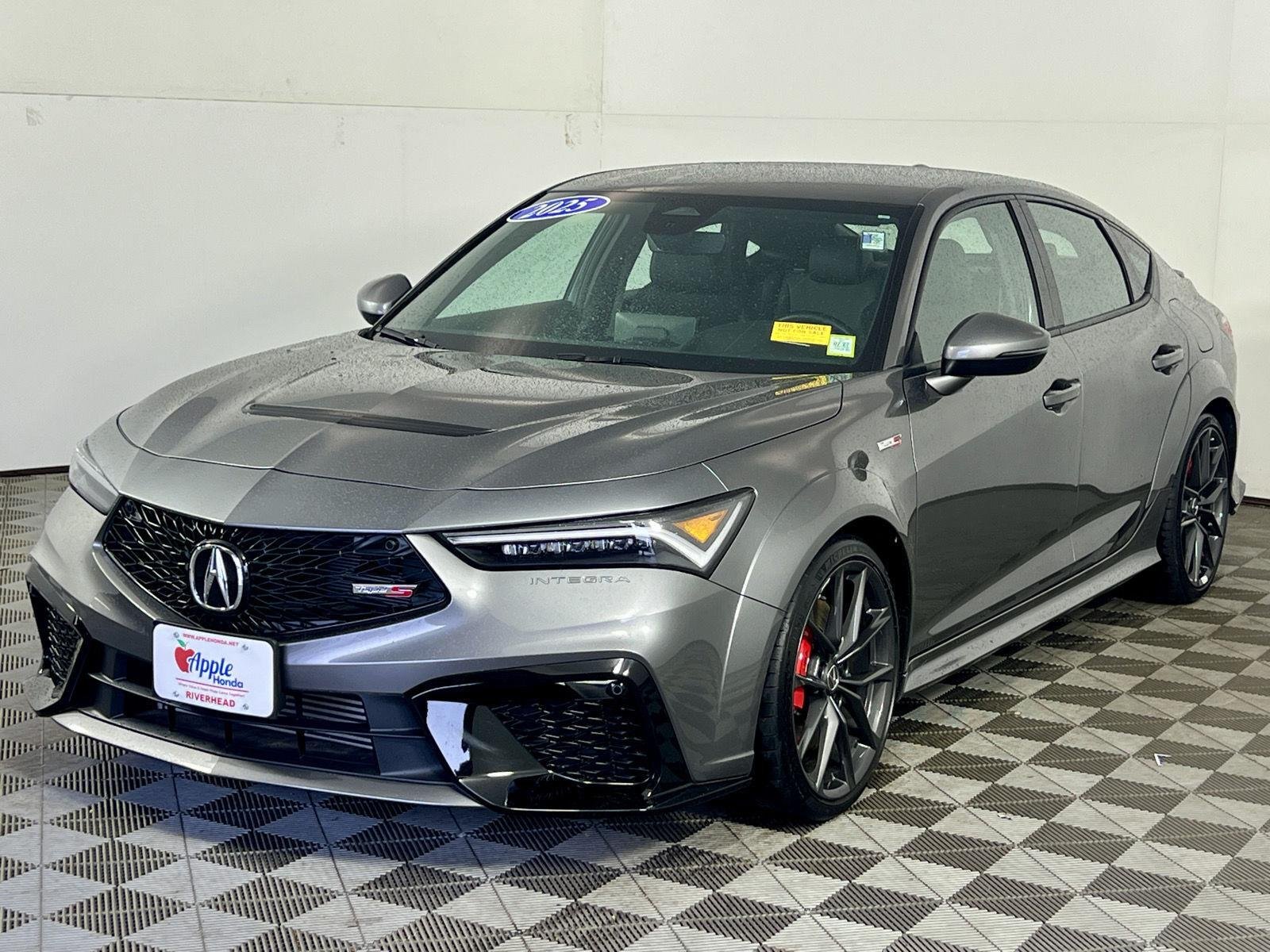 Used 2025 Liquid Carbon Metallic Acura Type S image 3