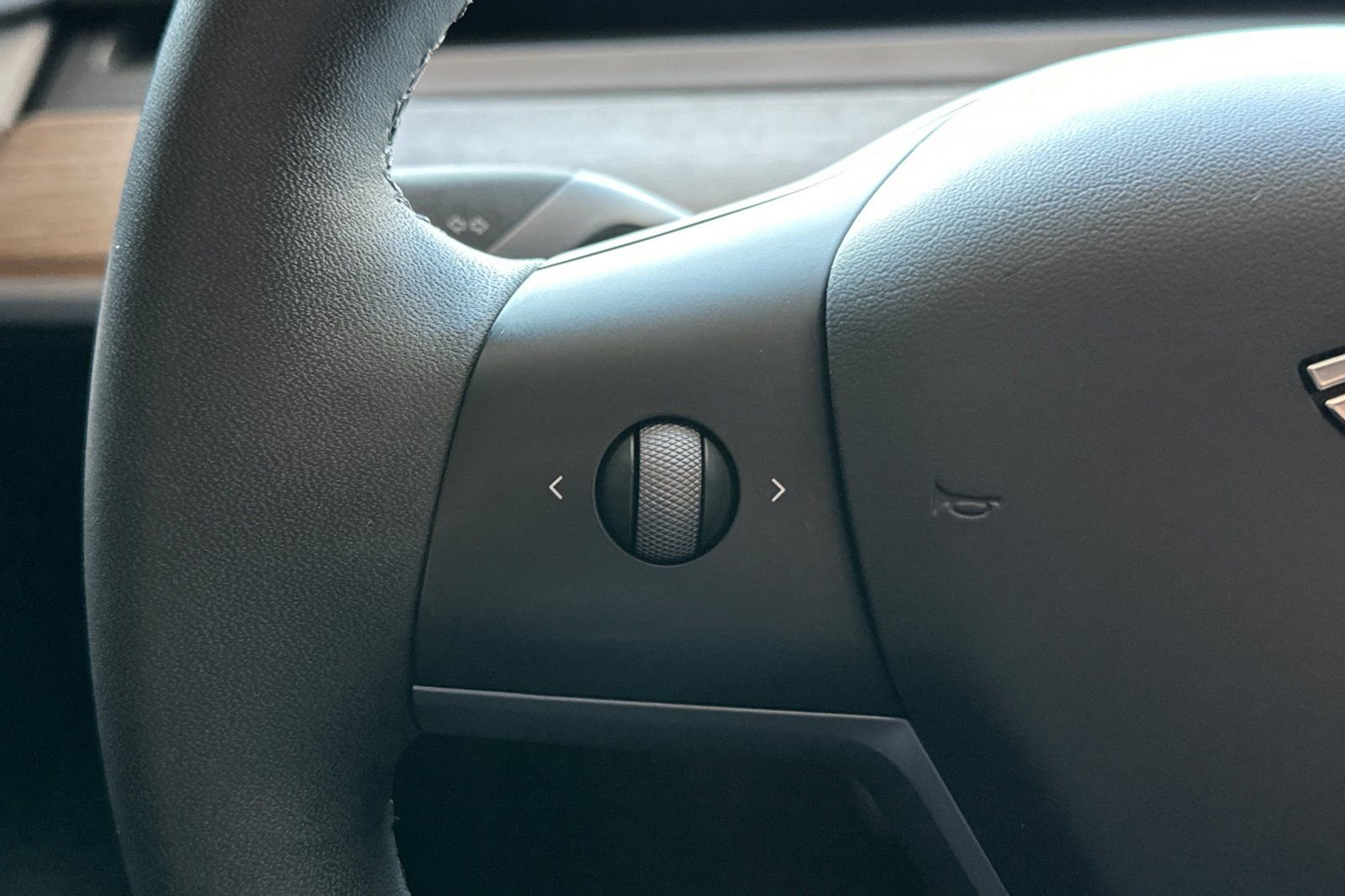 Used 2023  Tesla Performance image 24