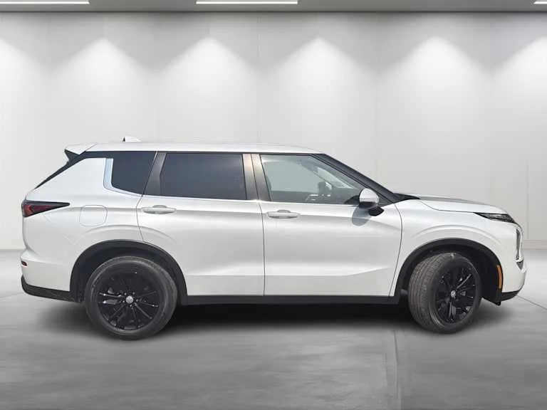 New 2026 White Diamond Mitsubishi ES 1.5T S-AWC image 2