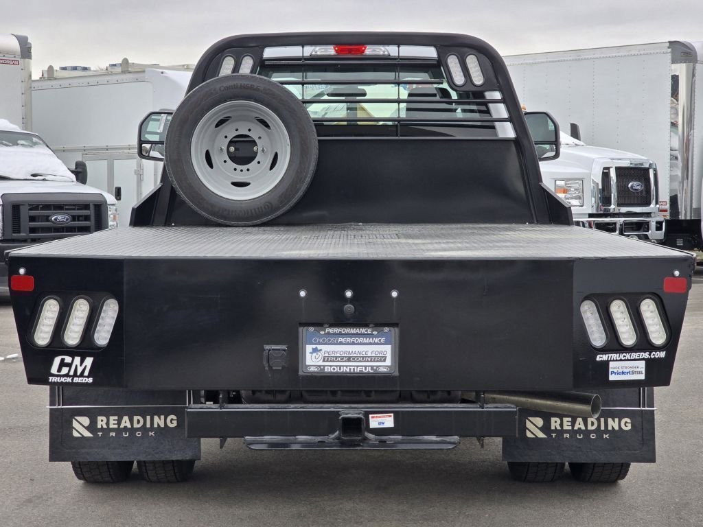 2025 Ford F-550 Super Duty Chassis Cab XL - Photo 21