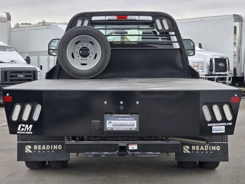 2025 Ford F-550 Super Duty Chassis Cab XL - Photo 21