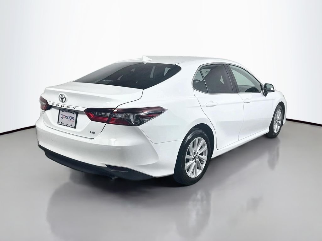 Used 2024 Ice Cap Toyota LE image 7