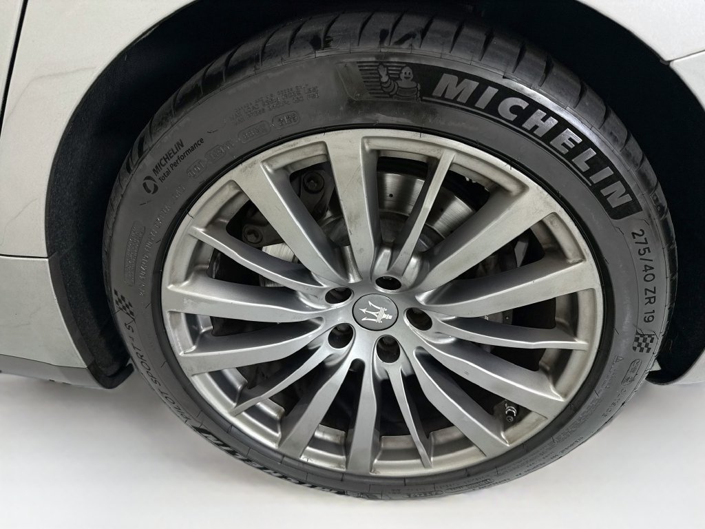 Used 2019 Grey Maserati S image 30