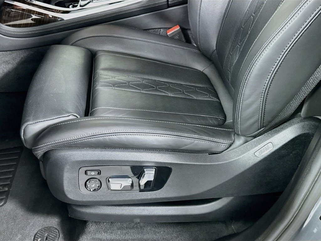 Used 2023 Skyscraper Grey Metallic BMW xDrive40i image 20