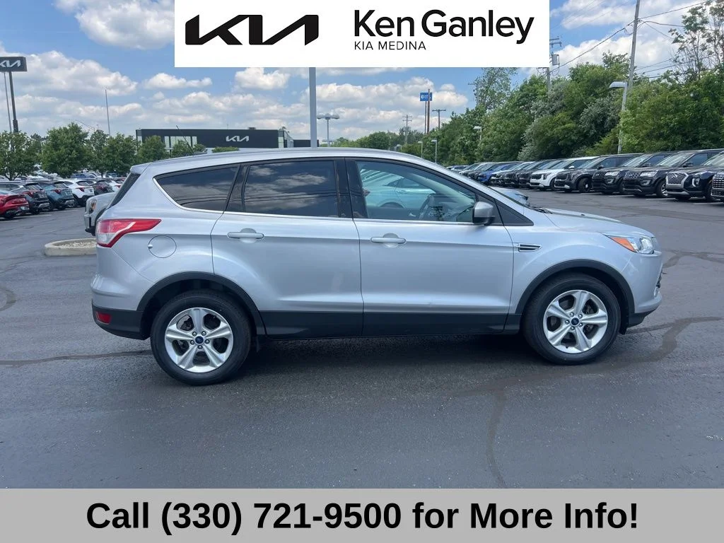 Used 2016 Silver Ford SE image 7