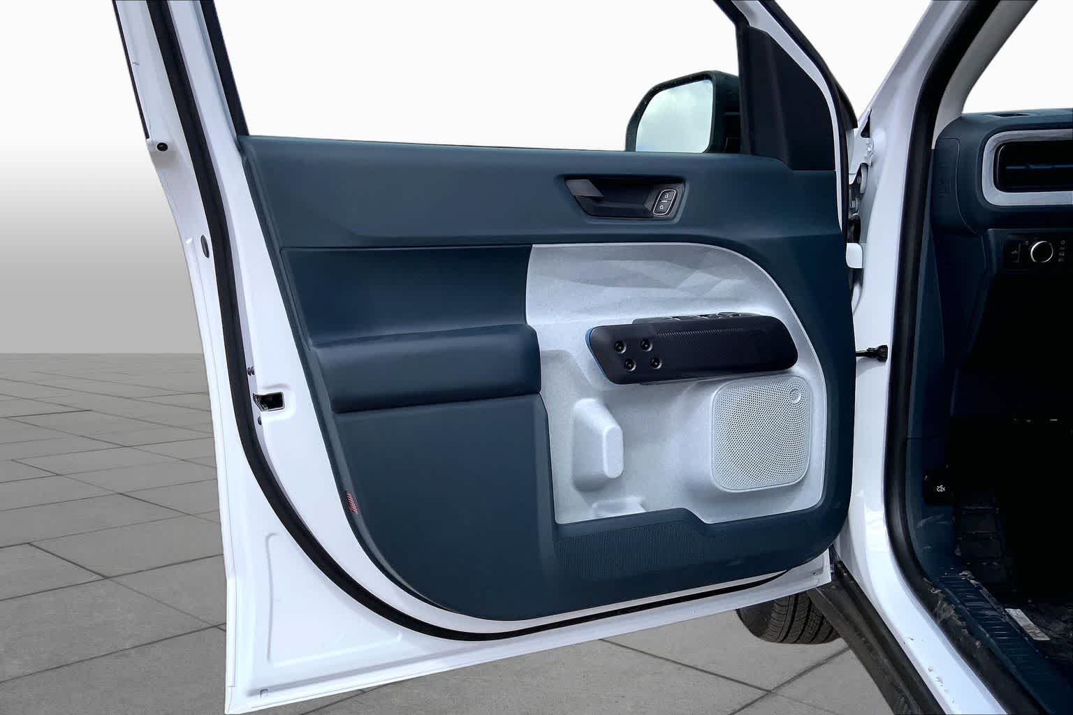 New 2026 Oxford White Ford XLT image 10