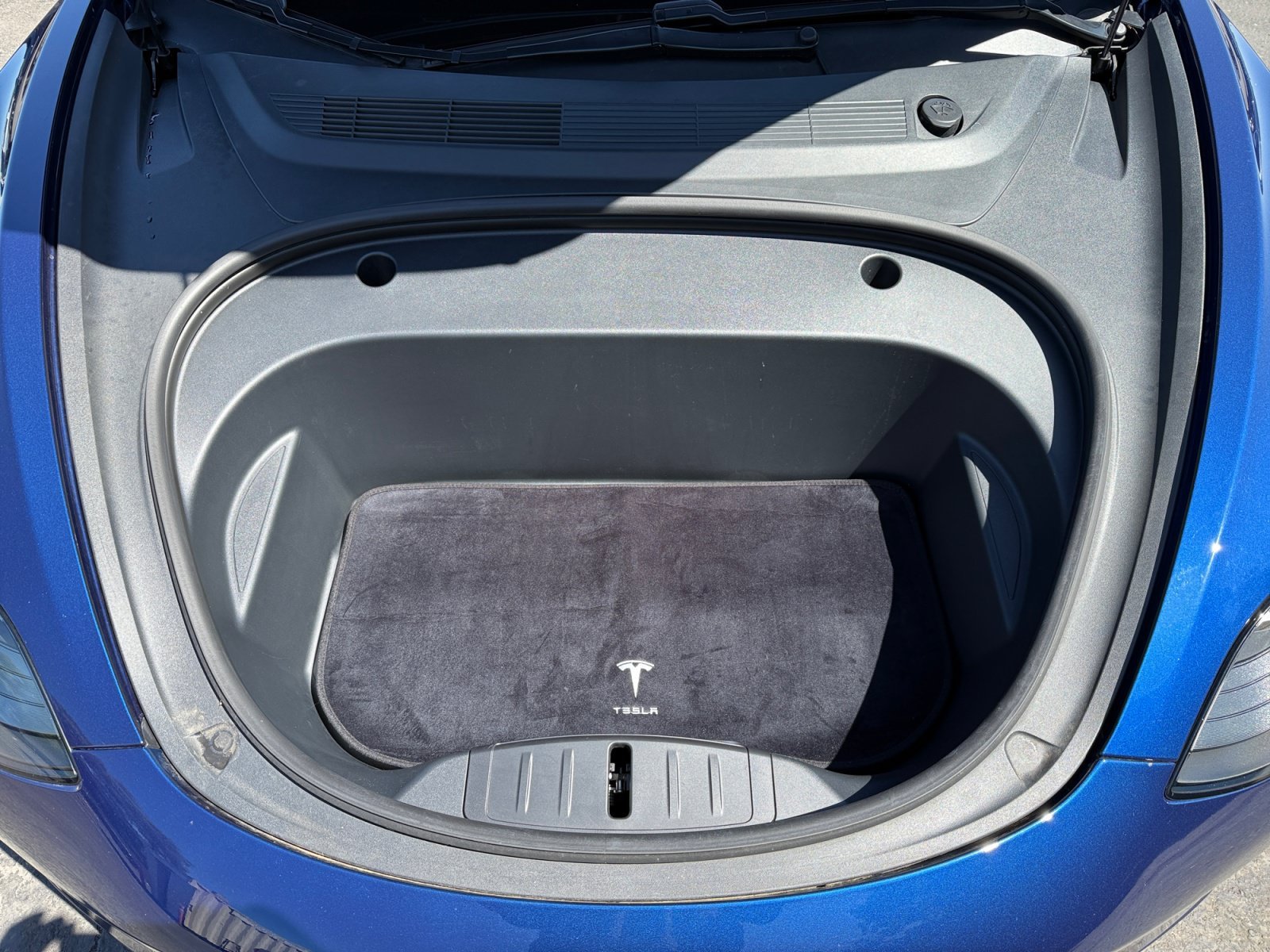 Used 2021 Deep Blue Metallic Tesla Performance image 20