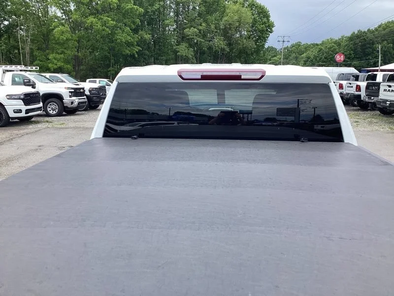 Used 2022 Summit White Chevrolet RST image 14