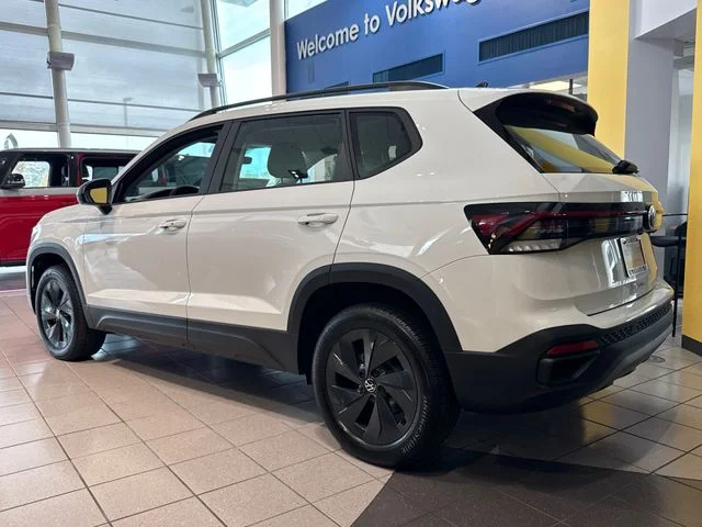New 2027 Pure White Volkswagen 1.5T S image 8