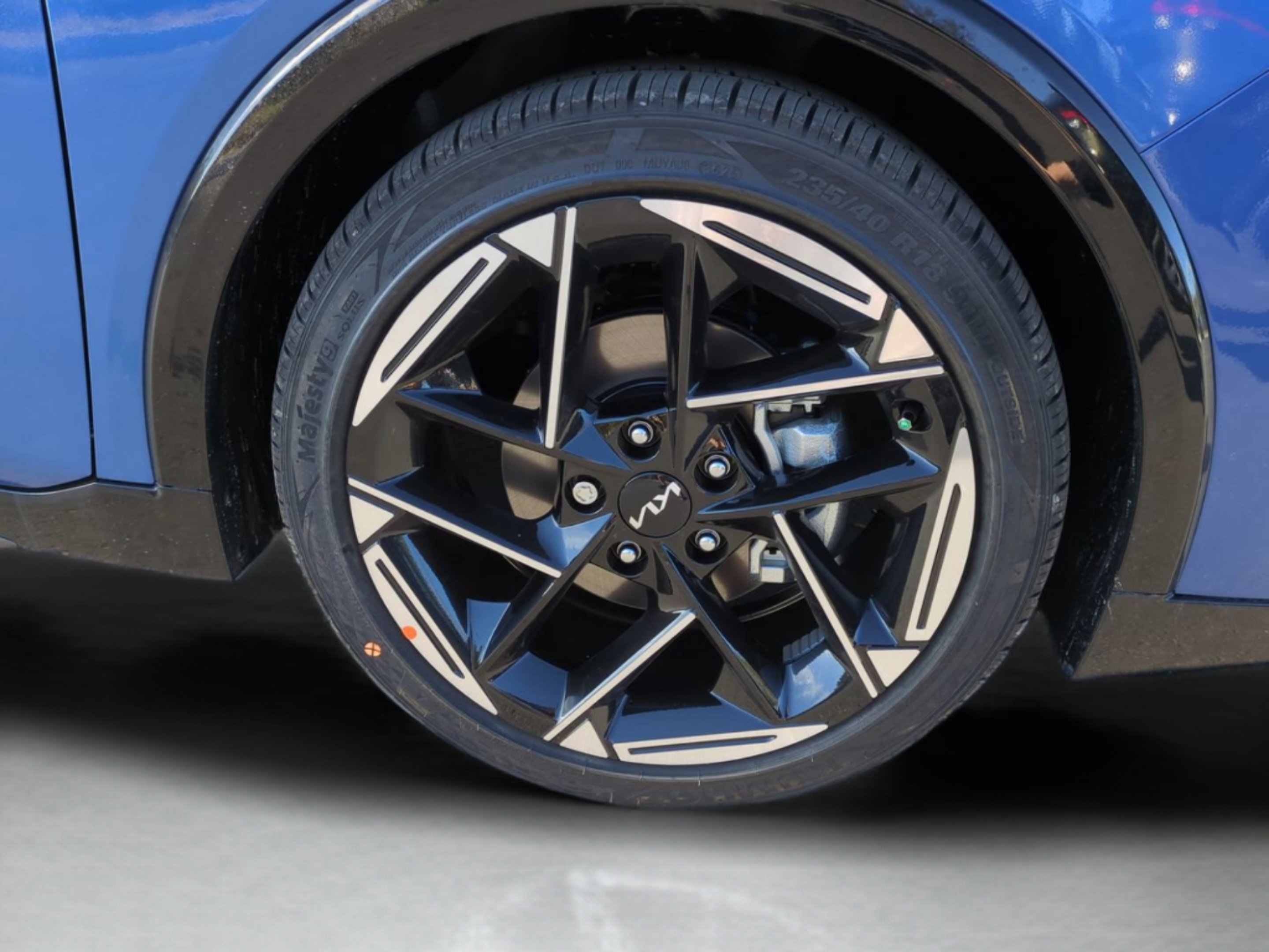 New 2026 Wave Blue Kia GT-Line image 30