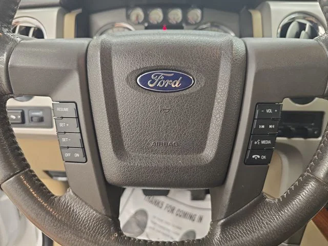 Used 2009 White Sand Tri-Coat Ford Lariat image 29