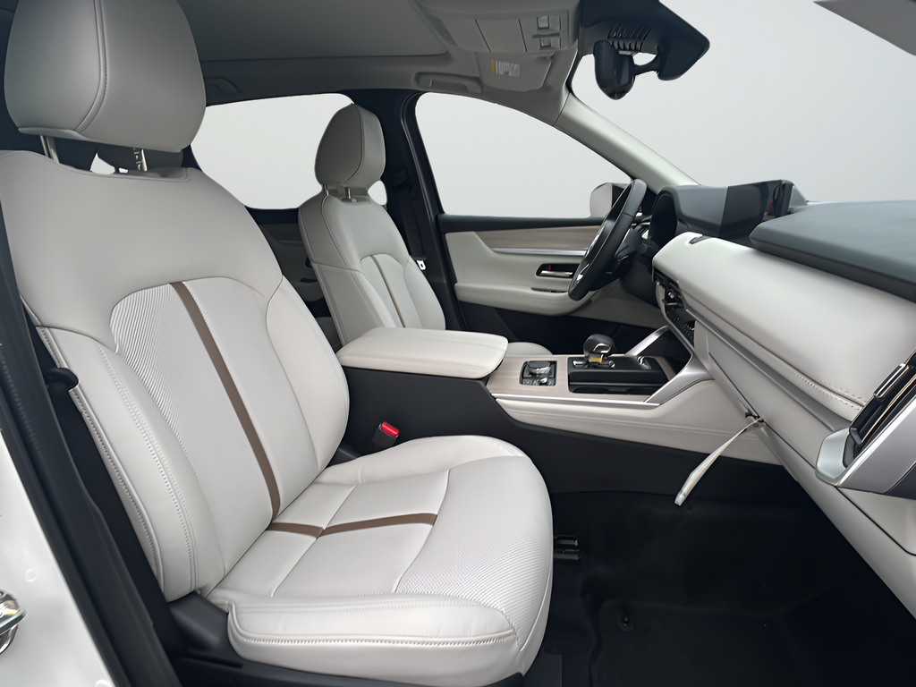 New 2026 Rhodium White Premium Mazda 3.3 Turbo S Premium image 15