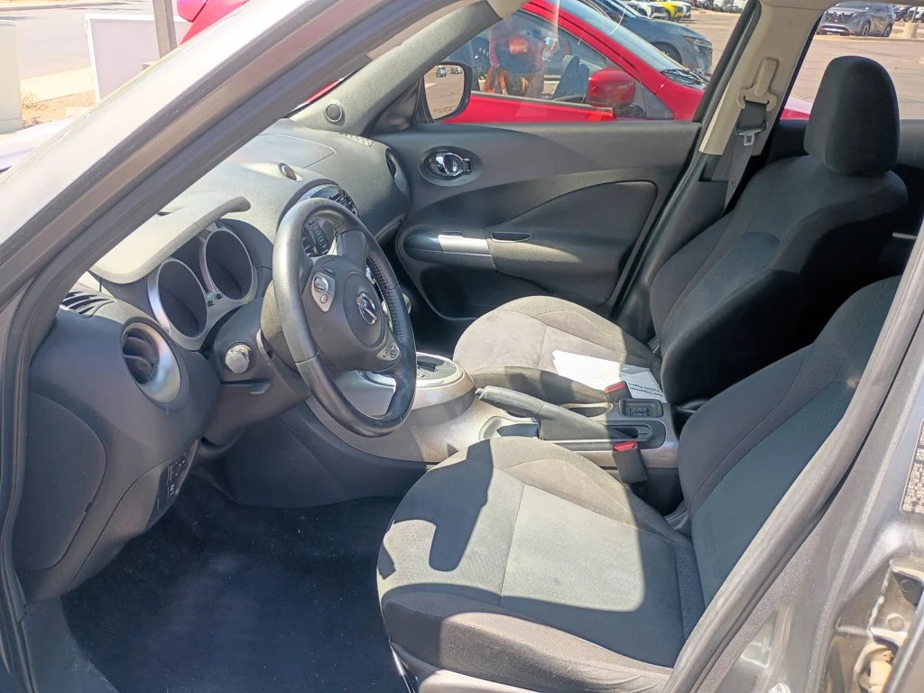 Used 2017 Gray Nissan SV image 6