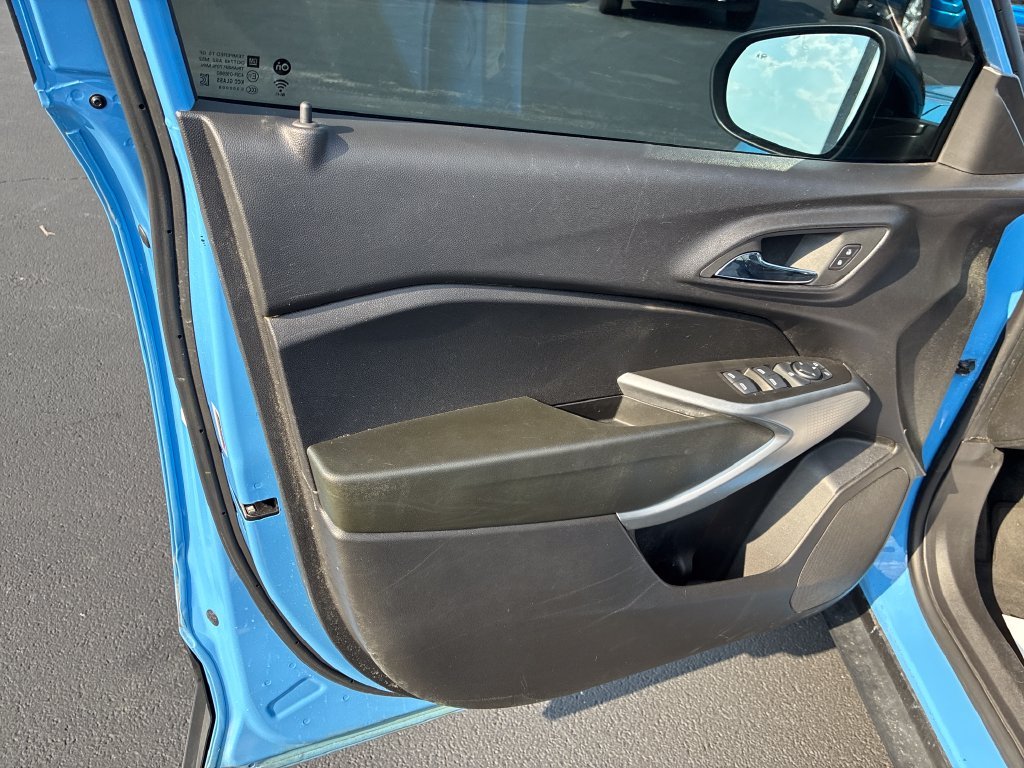 Used 2024 Blue Chevrolet 1RS image 12