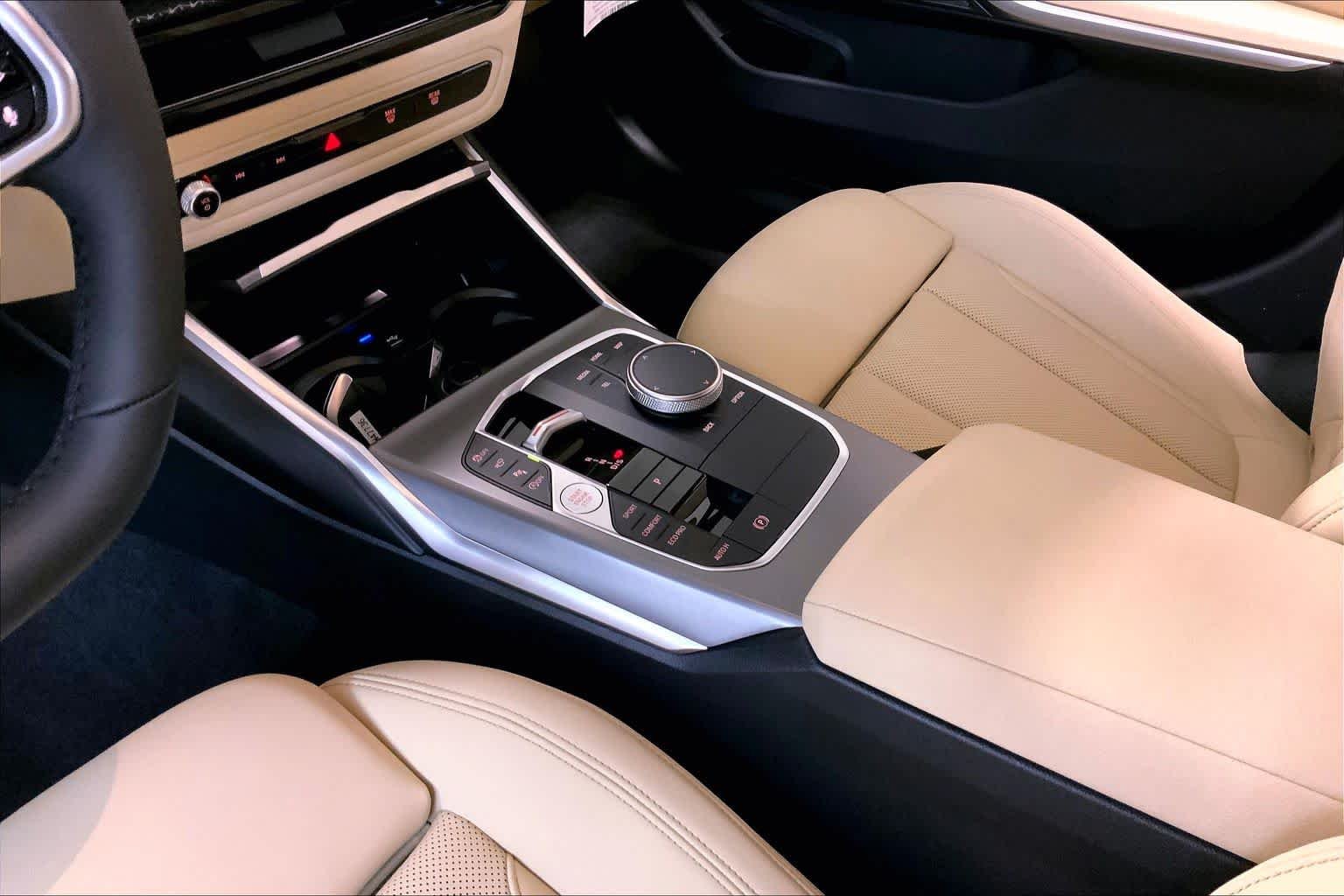 New 2026 Black Sapphire Metallic BMW 330i xDrive image 7
