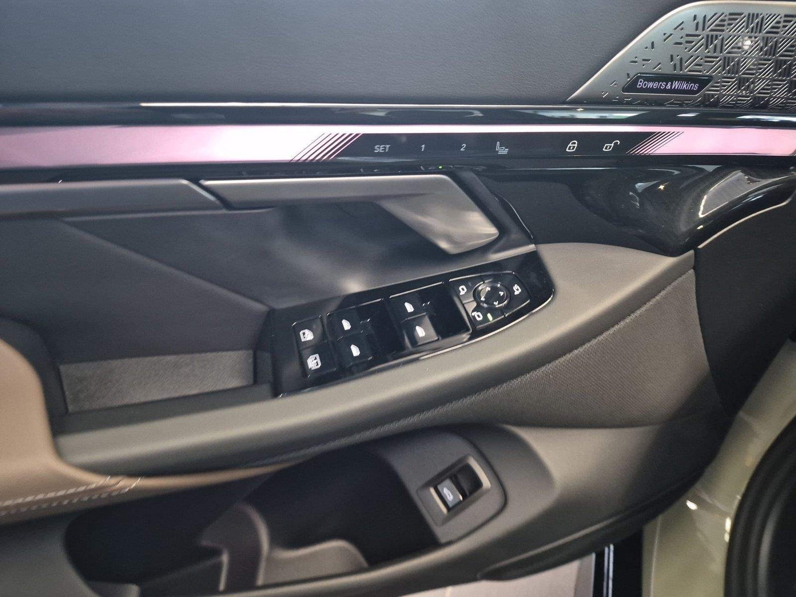 New 2027 Special Order Color BMW 540i xDrive image 14