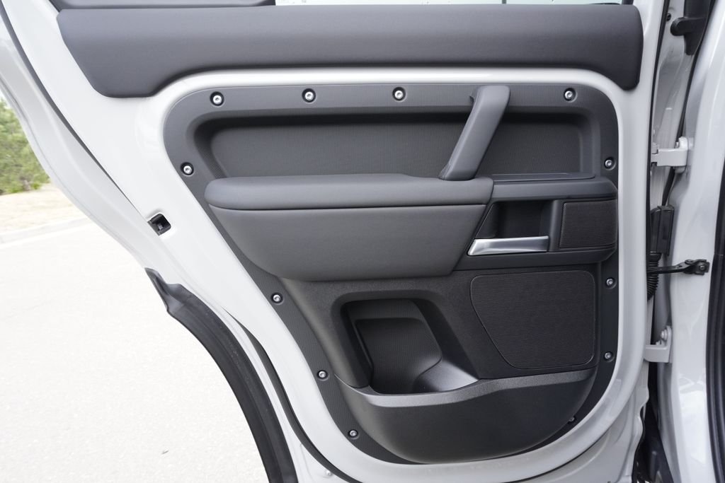 New 2026 Borasco Grey Land Rover S image 28