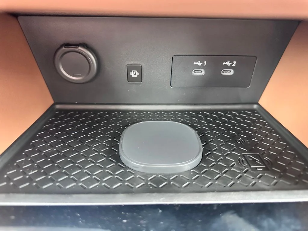 New 2026 Everest White Pearl/Black Nissan Platinum image 30