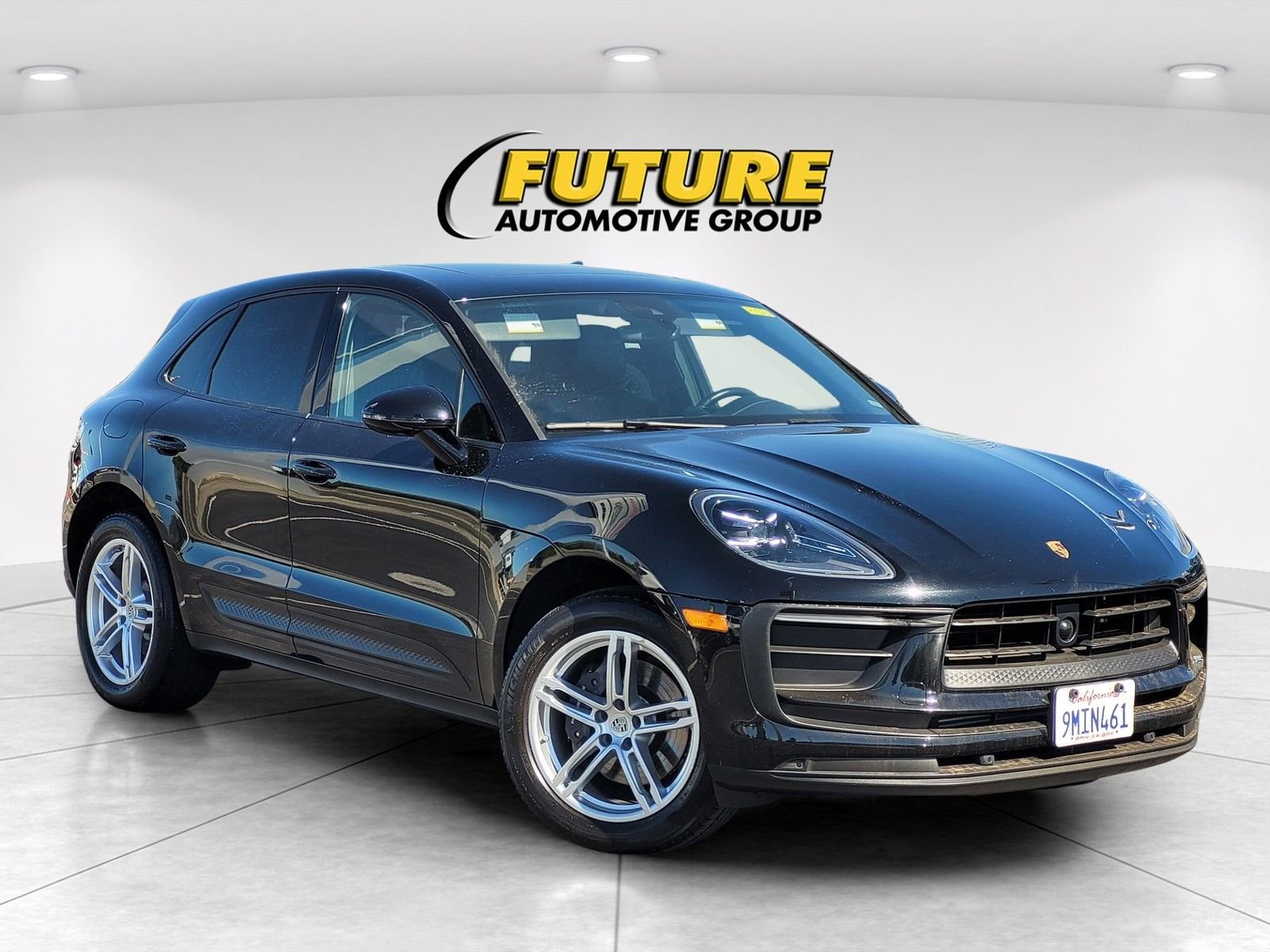 2024 Porsche Macan Base