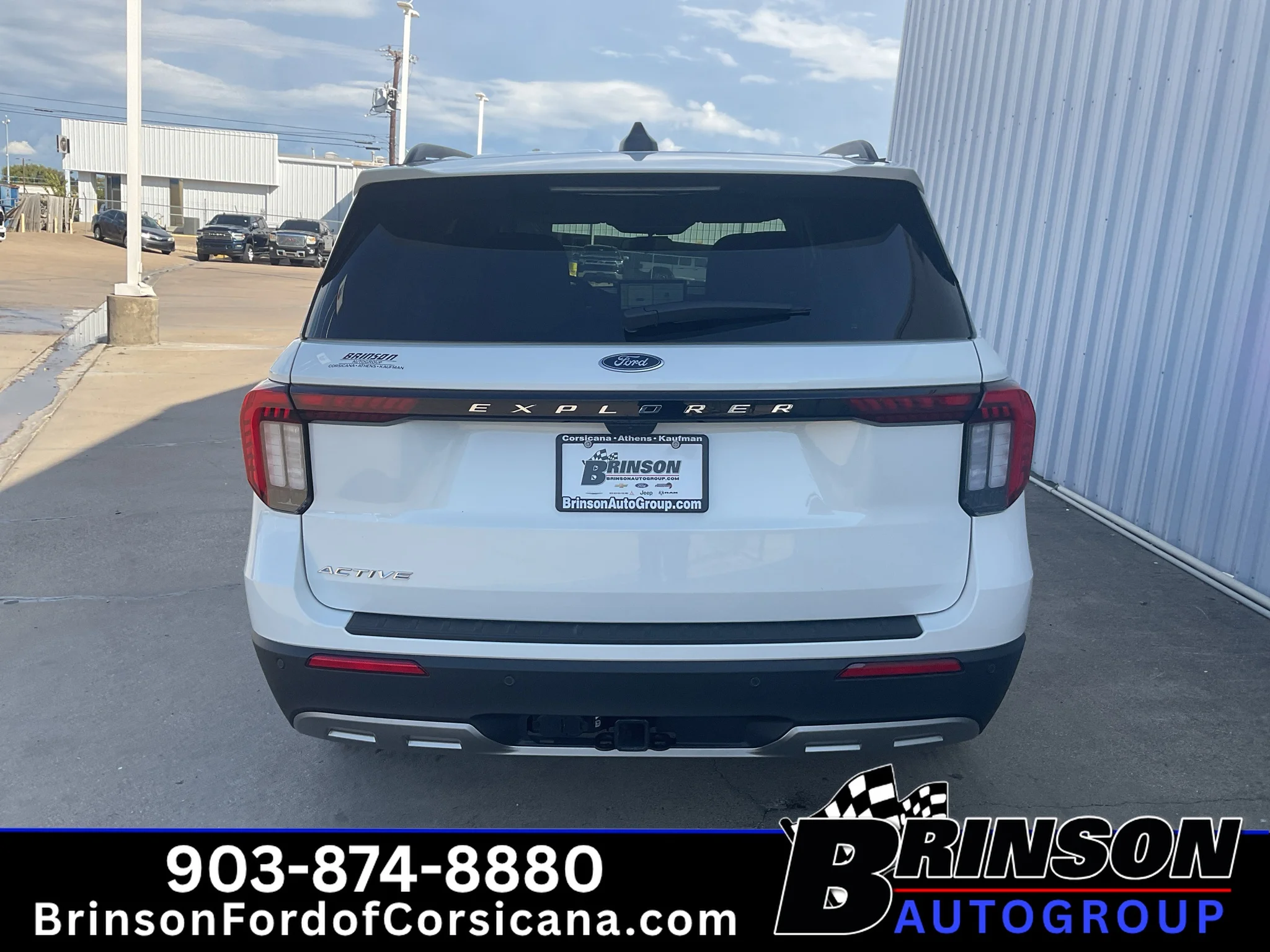 New 2026 Star White Metallic Tri-Coat Ford Active image 4