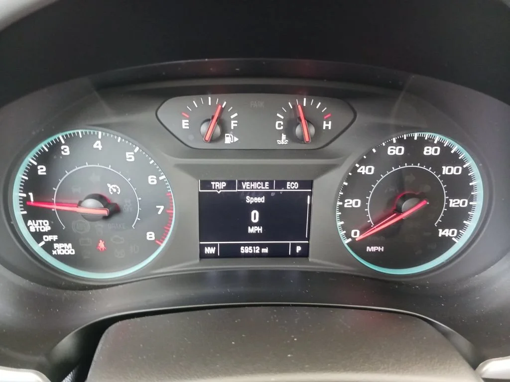 Used 2024 Summit White Chevrolet 1LT image 18
