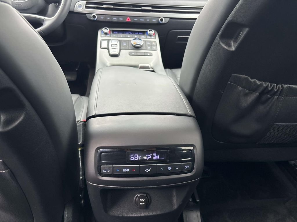 Used 2024 White Hyundai XRT image 11
