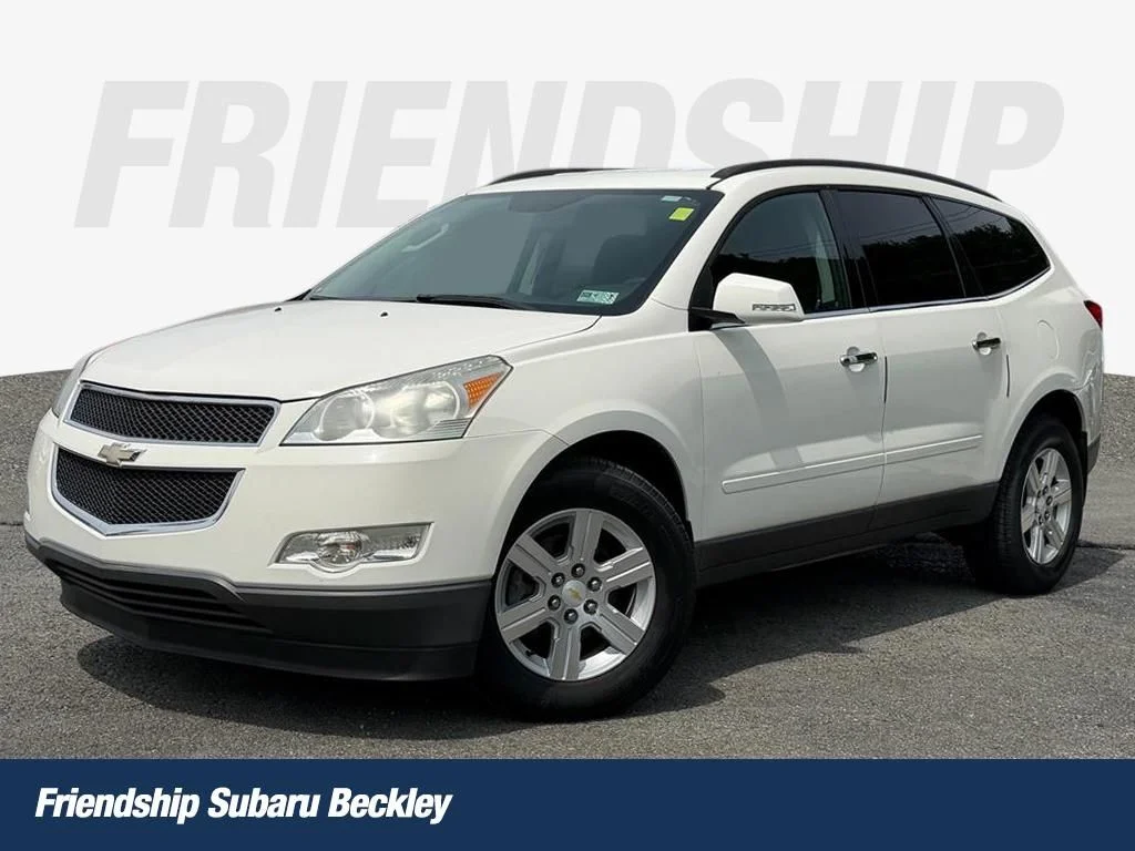 Used 2011 White Chevrolet LT image 1
