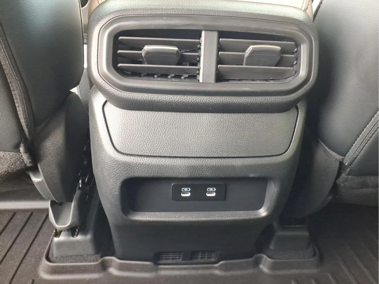 Used 2026 Platinum White Pearl Honda RTL image 13