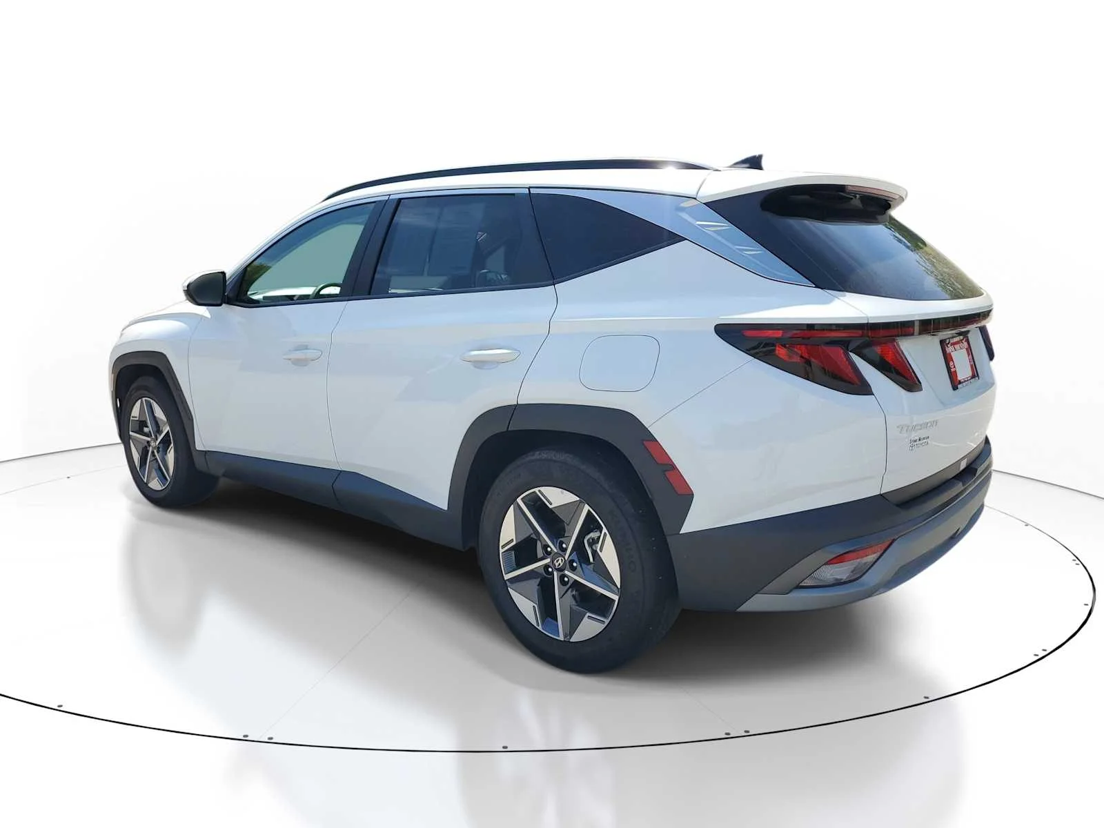 Used 2025 Serenity White Pearl Hyundai SEL image 4