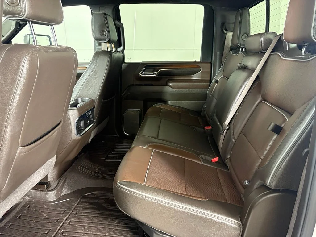 Used 2024 White GMC Denali image 48