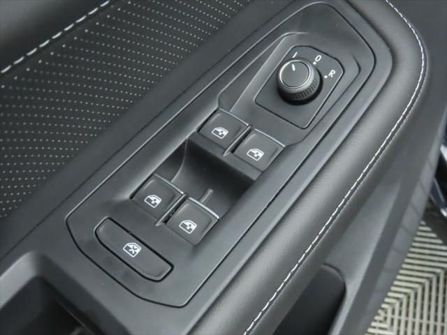 2026 Volkswagen Atlas SE w/Tech - Photo 23