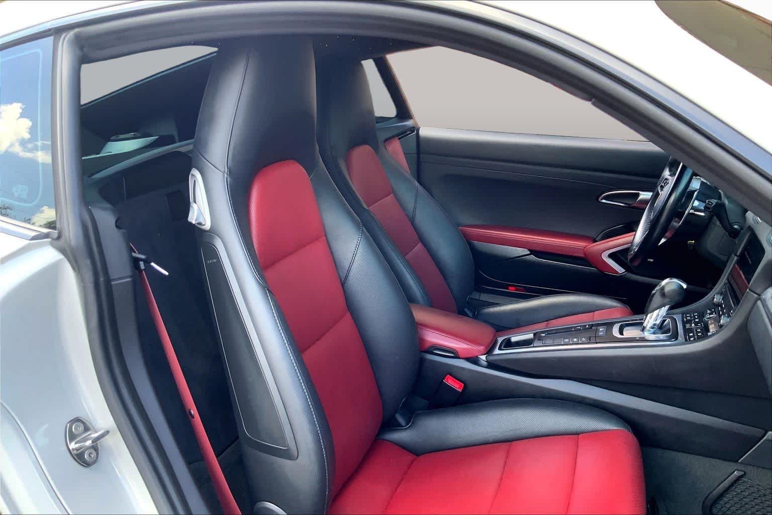 Pre-Owned 2021 Porsche 718 Cayman