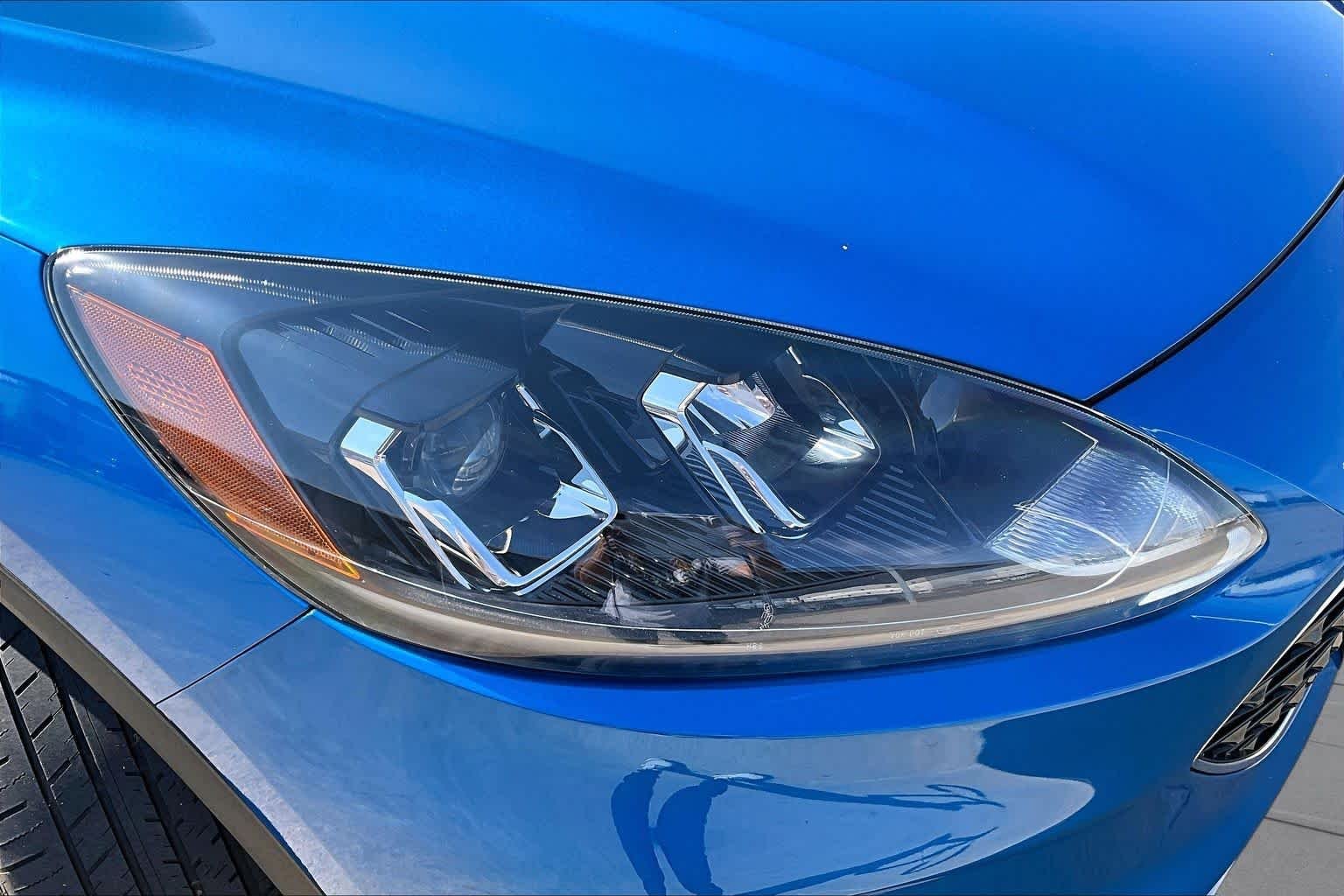 Used 2020 Velocity Blue Metallic Ford SE image 26