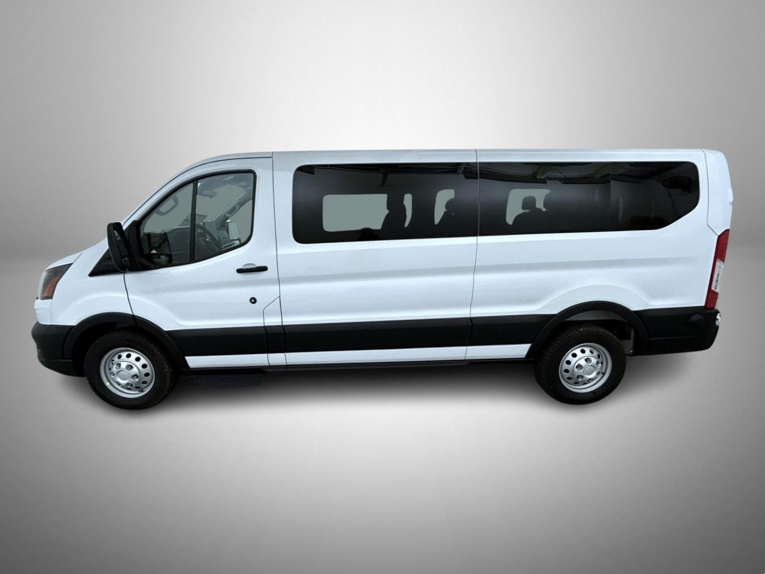 New 2026 Oxford White Ford XL image 8
