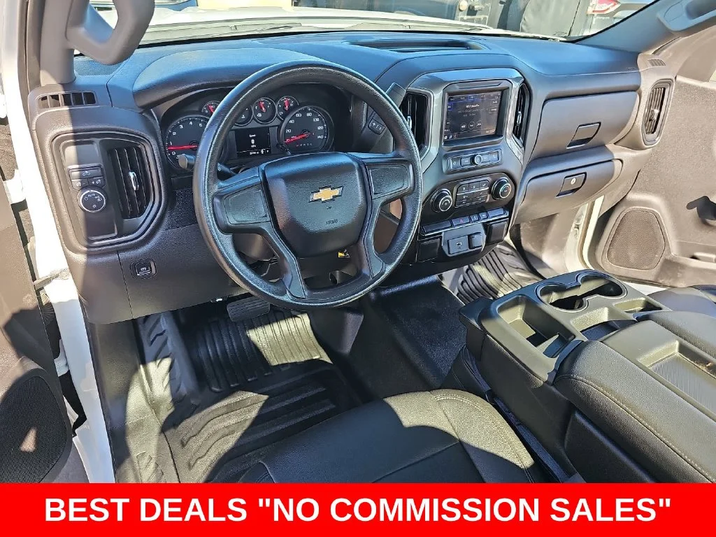 Used 2020 White Chevrolet WT image 15
