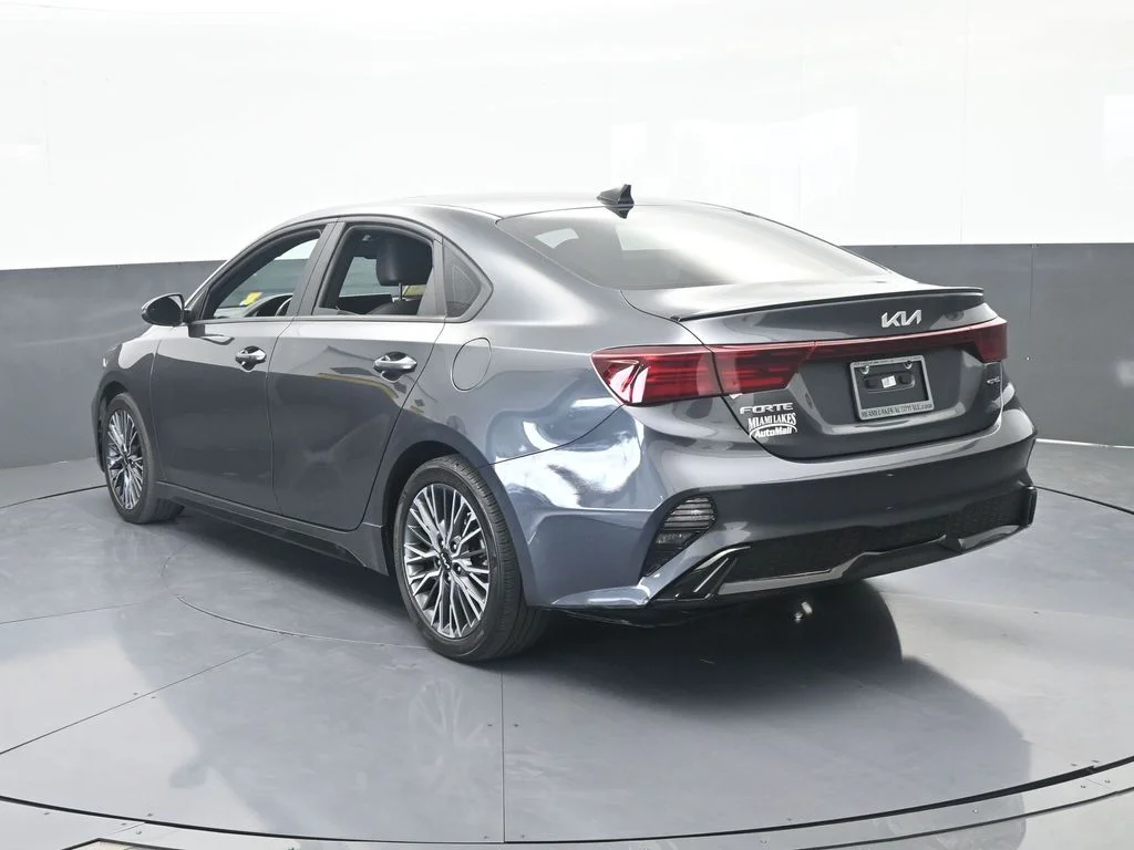 Used 2024 Gravity Gray Kia GT-Line image 4