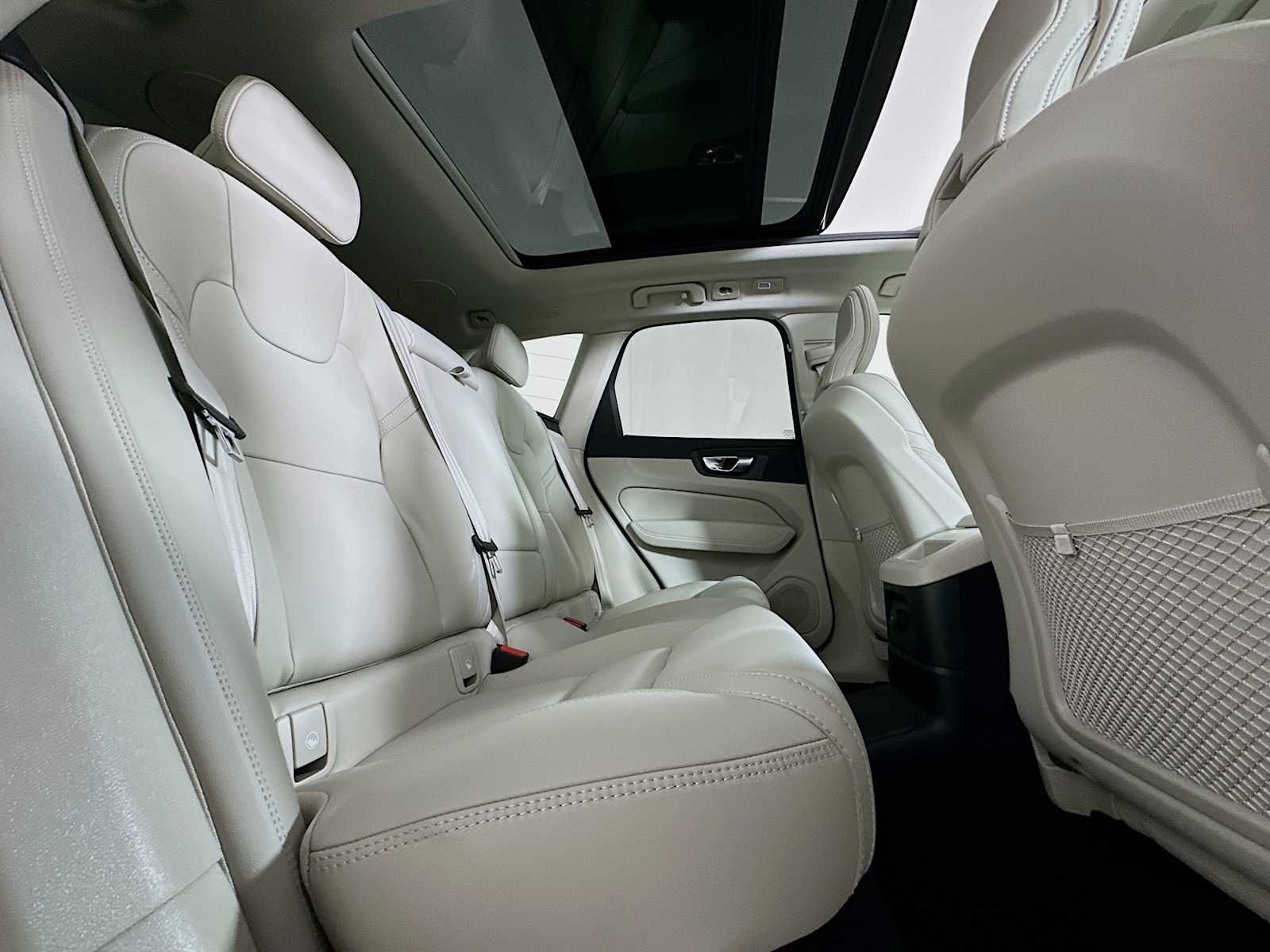 New 2026 Vapour Grey Volvo Ultra image 24