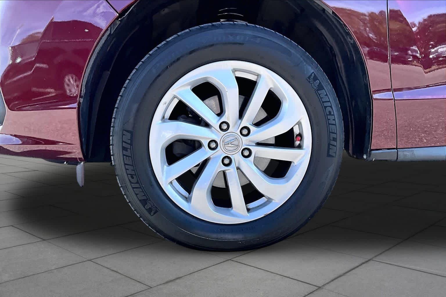 Used 2017  Acura w/Technology Pkg image 11